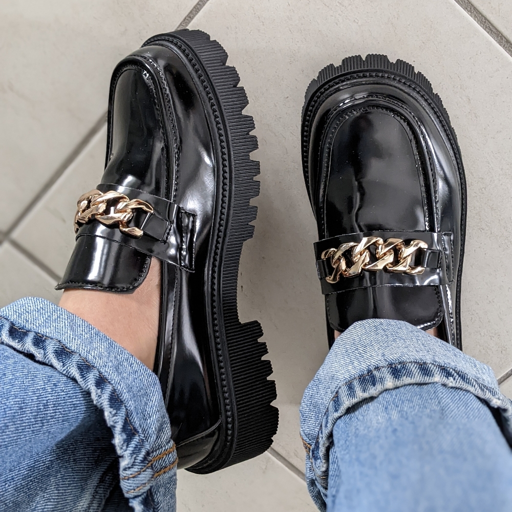Platform Shoes/Loafers with Gold Chain